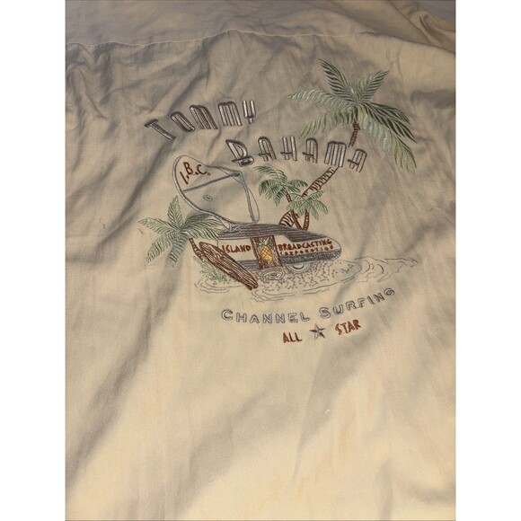Tommy Bahama XXL Silk Camp Shirt “Island Broadcasting”  Beautiful! - Picture 7 of 9